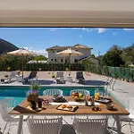 Valley House 바실리키