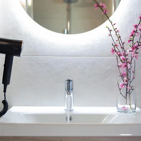 別荘 Valley House *