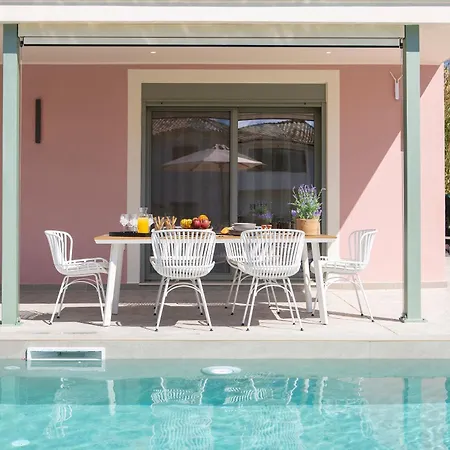 Valley House 別荘 *