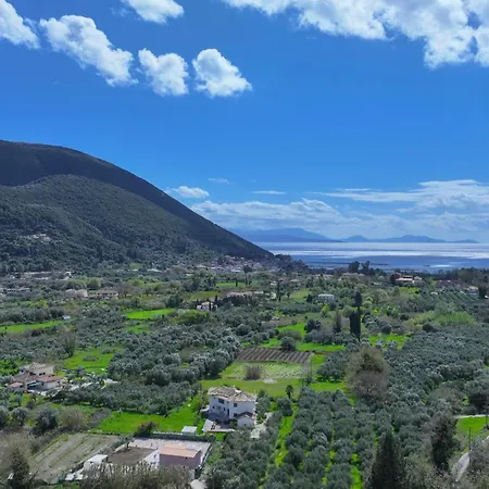 Valley House Holiday home Vasiliki (Lefkada)