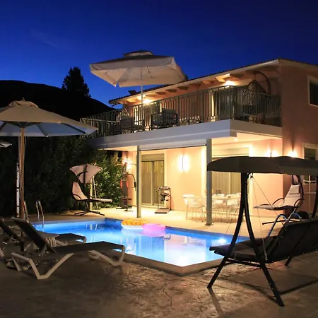 Valley House * Βασιλική